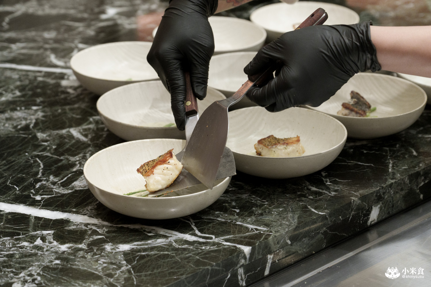 台中市南屯區夏登法式鐵板燒|1450元享日本和牛、鴨胸等11道無菜單料理,七期新開幕高CP值餐廳