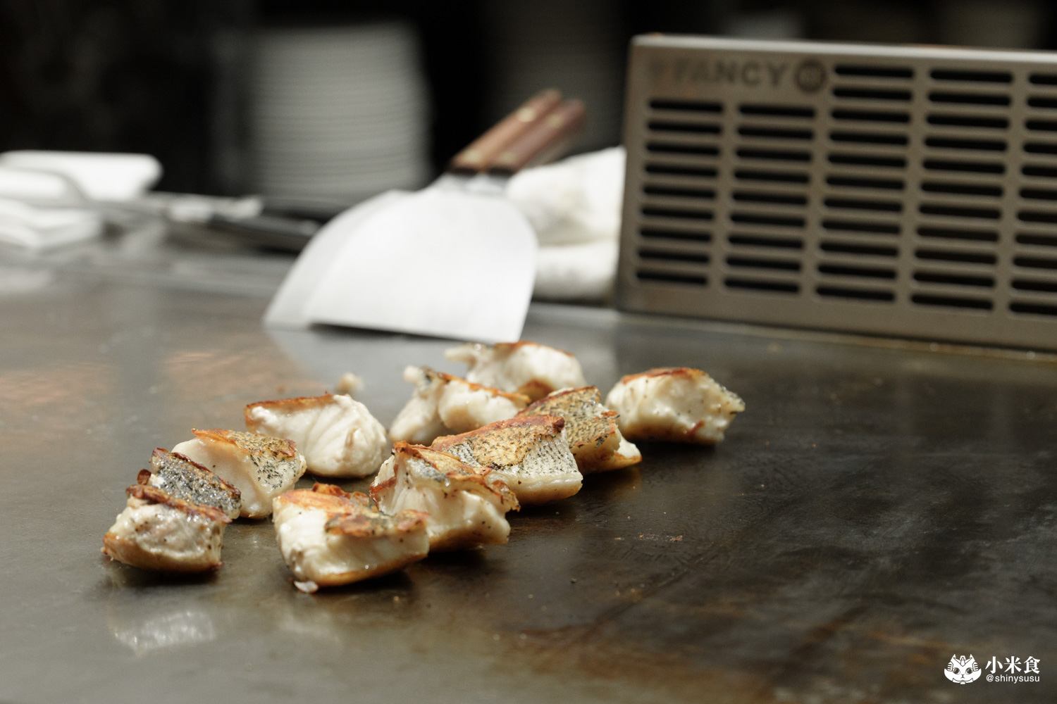 台中市南屯區夏登法式鐵板燒|1450元享日本和牛、鴨胸等11道無菜單料理,七期新開幕高CP值餐廳