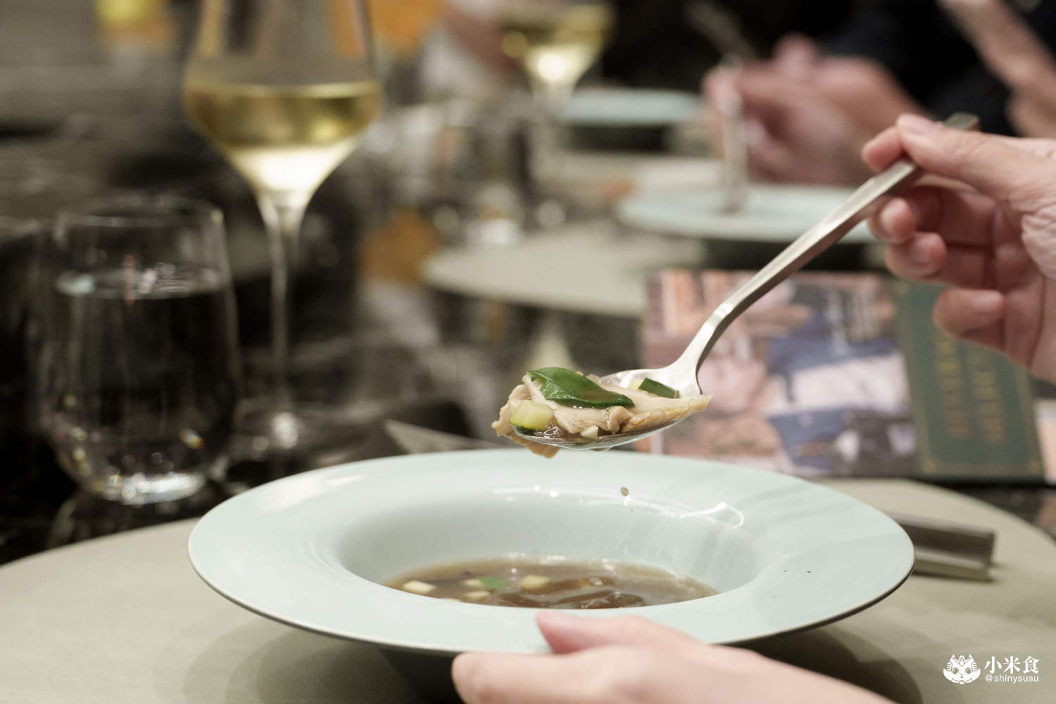 台中市南屯區夏登法式鐵板燒|1450元享日本和牛、鴨胸等11道無菜單料理,七期新開幕高CP值餐廳