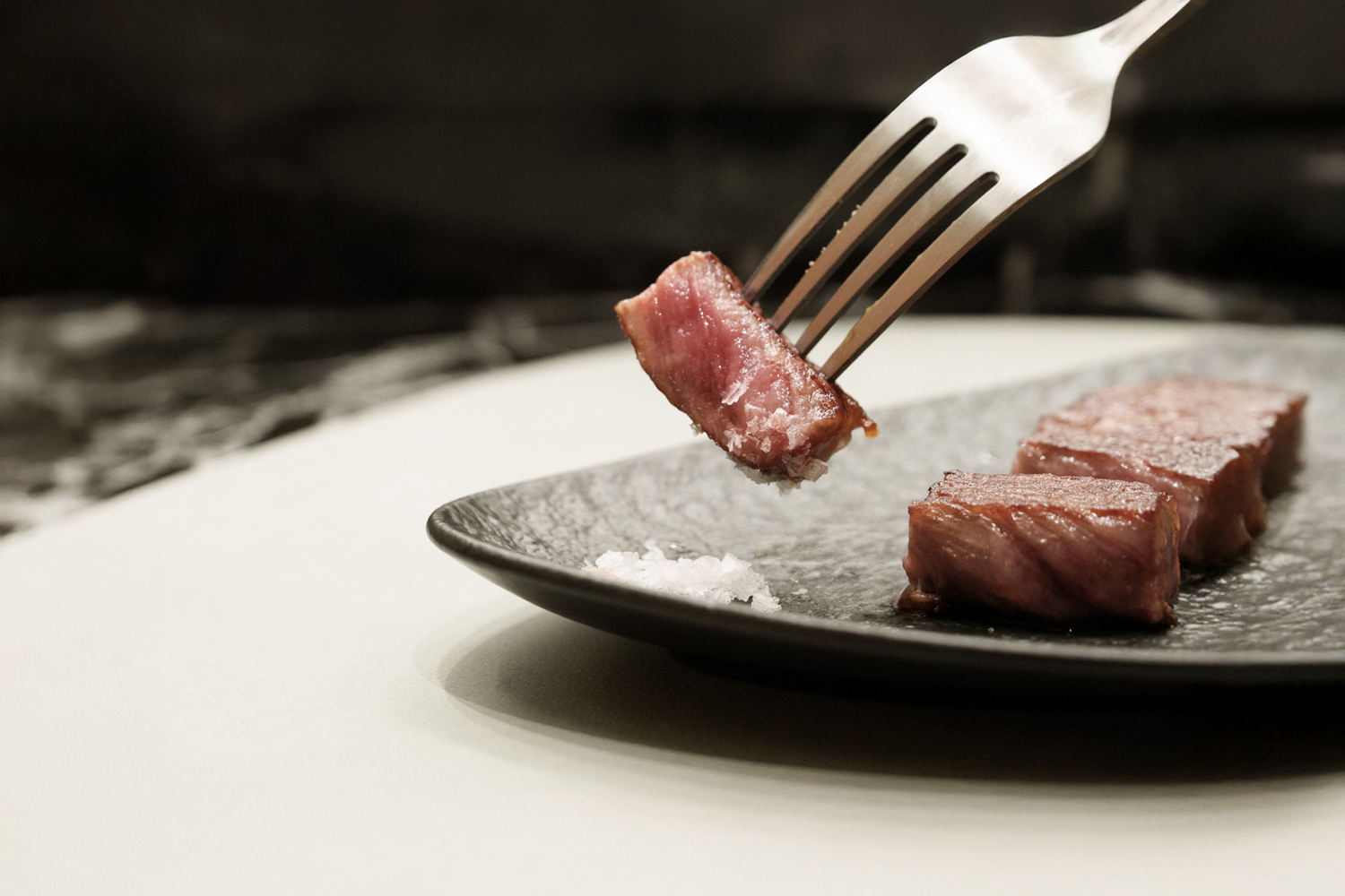 台中市南屯區夏登法式鐵板燒|1450元享日本和牛、鴨胸等11道無菜單料理,七期新開幕高CP值餐廳