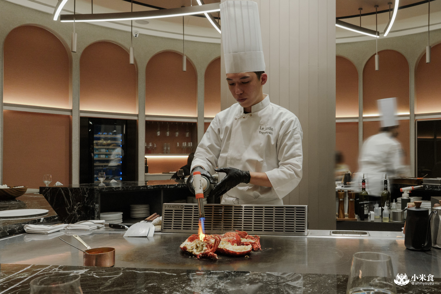 台中市南屯區夏登法式鐵板燒|1450元享日本和牛、鴨胸等11道無菜單料理,七期新開幕高CP值餐廳