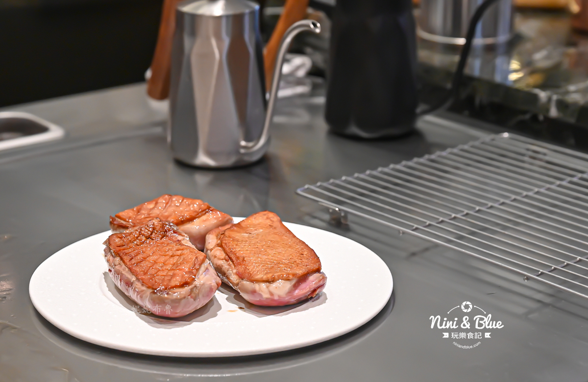 一場在七期豪宅裡的約會，台中夏登法式鐵板燒 1450元雙主菜體驗