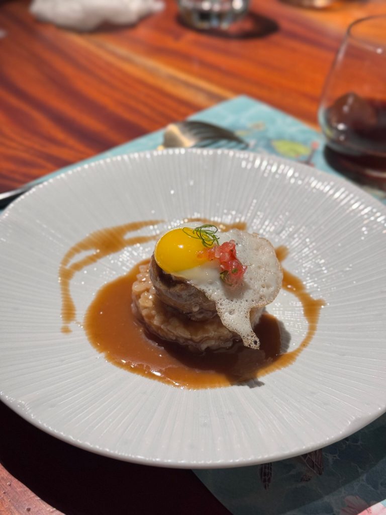 全台唯一鐵板火焰秀！台北【KameKona 夏威夷鐵板燒】生日聚餐推薦 - 雁雁｜美食 旅遊 生活娛樂