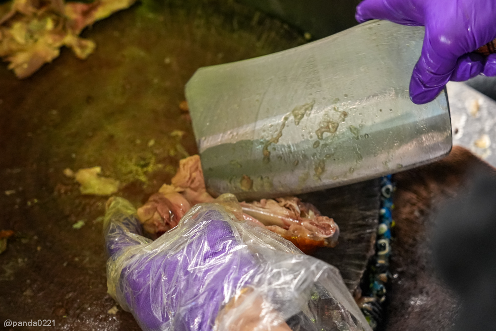 桃園中壢|雞霸分-甘蔗雞、鹹水雞(內壢店).內壢市場超人氣雞肉,半隻整隻想吃就買!