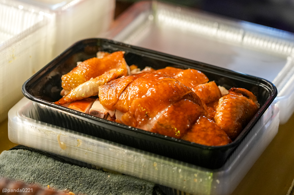 桃園中壢|雞霸分-甘蔗雞、鹹水雞(內壢店).內壢市場超人氣雞肉,半隻整隻想吃就買!