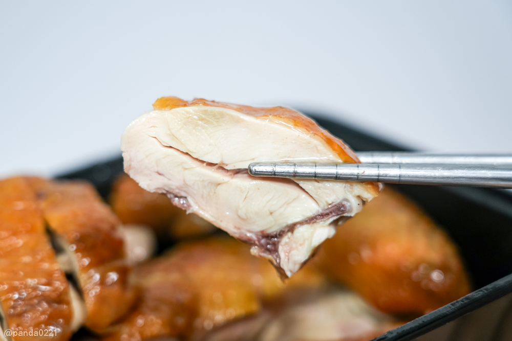 桃園中壢|雞霸分-甘蔗雞、鹹水雞(內壢店).內壢市場超人氣雞肉,半隻整隻想吃就買!