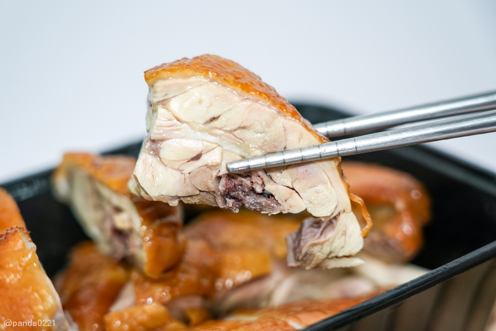 桃園中壢|雞霸分-甘蔗雞、鹹水雞(內壢店).內壢市場超人氣雞肉,半隻整隻想吃就買!