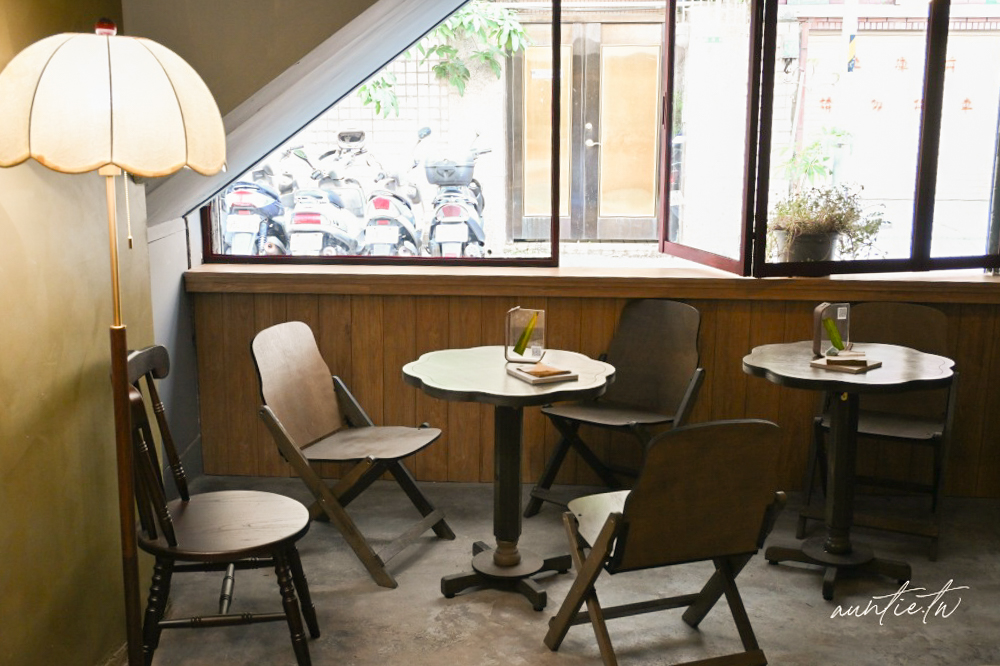 忠孝新生站咖啡廳新開店！BéVive越式咖啡廳，特色雞蛋咖啡、河粉必吃。