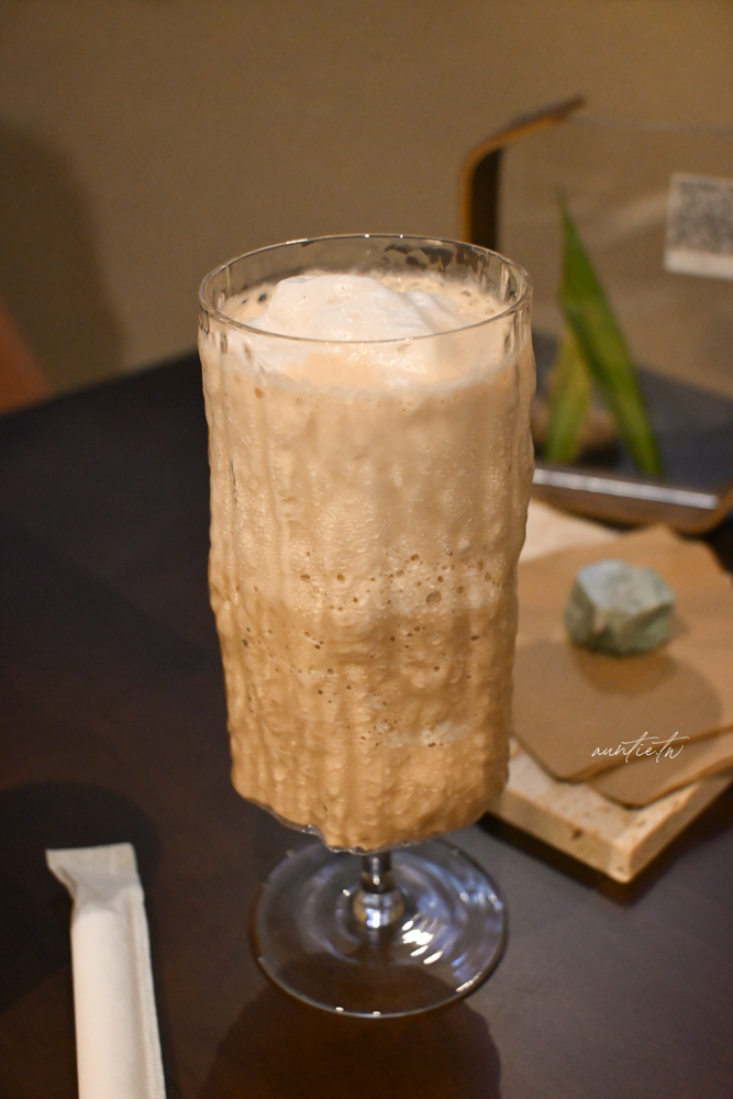 忠孝新生站咖啡廳新開店！BéVive越式咖啡廳，特色雞蛋咖啡、河粉必吃。