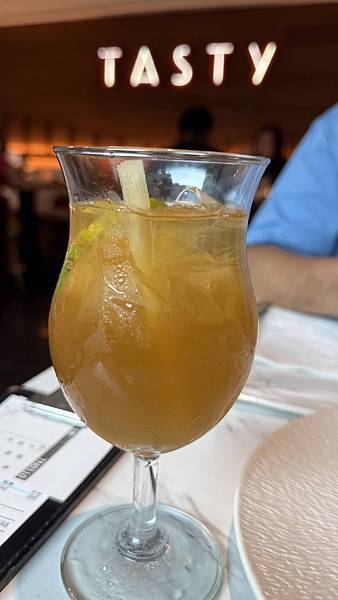 IMG_3100 (2).jpg IMG_3100 (2).jpg