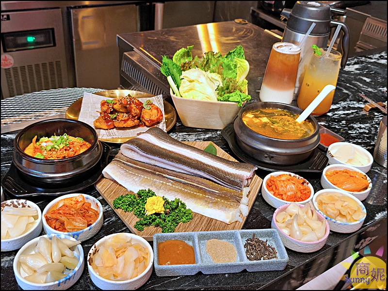 台中唯一正宗韓式炭烤鰻魚！專人代烤、小菜湯品生菜無限續，澎湃鰻魚套餐CP值超高-商妮吃喝遊樂