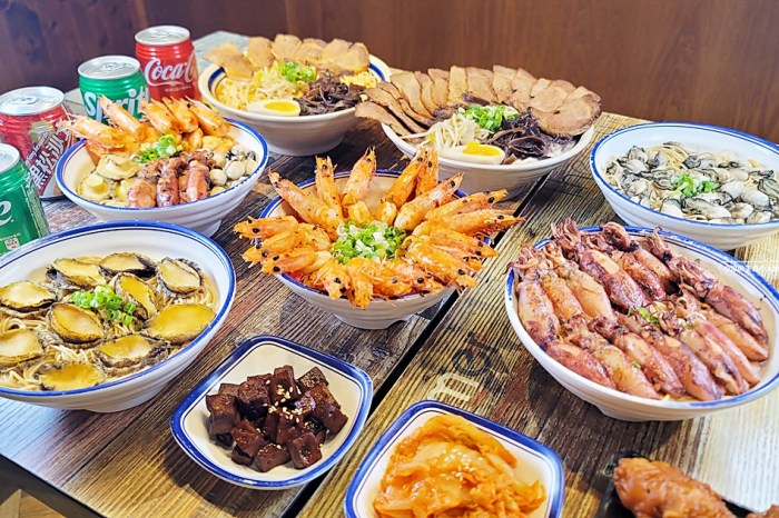 台中烤鰻魚首選！爆紅韓式烤鰻魚名店鰻鰻烤插旗，韓式烤肉專人代烤一次吃。