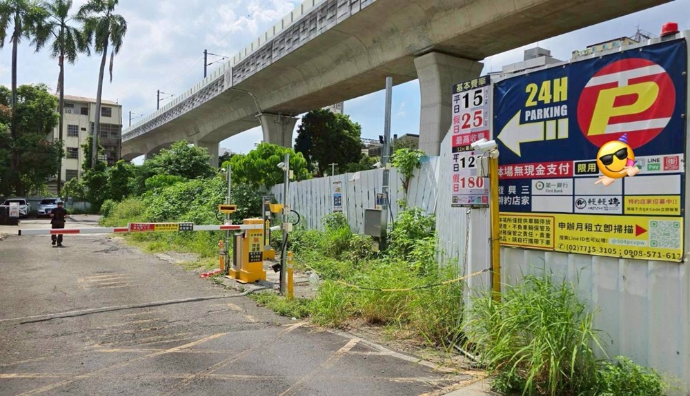 台中烤鰻魚首選！爆紅韓式烤鰻魚名店鰻鰻烤插旗，韓式烤肉專人代烤一次吃。