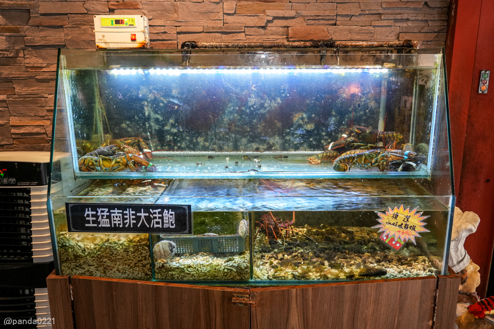 新北板橋｜軒妮士鐵板燒．228元起自助吧吃到飽，平價雙人套餐、海陸全餐、高級龍蝦和牛任選～