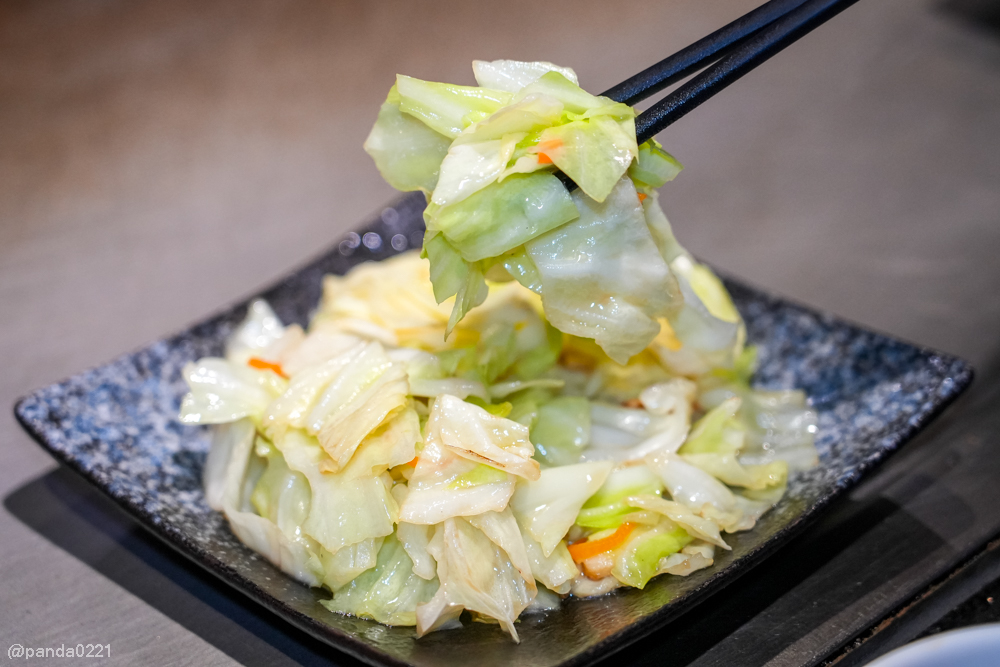 新北板橋｜軒妮士鐵板燒．228元起自助吧吃到飽，平價雙人套餐、海陸全餐、高級龍蝦和牛任選～