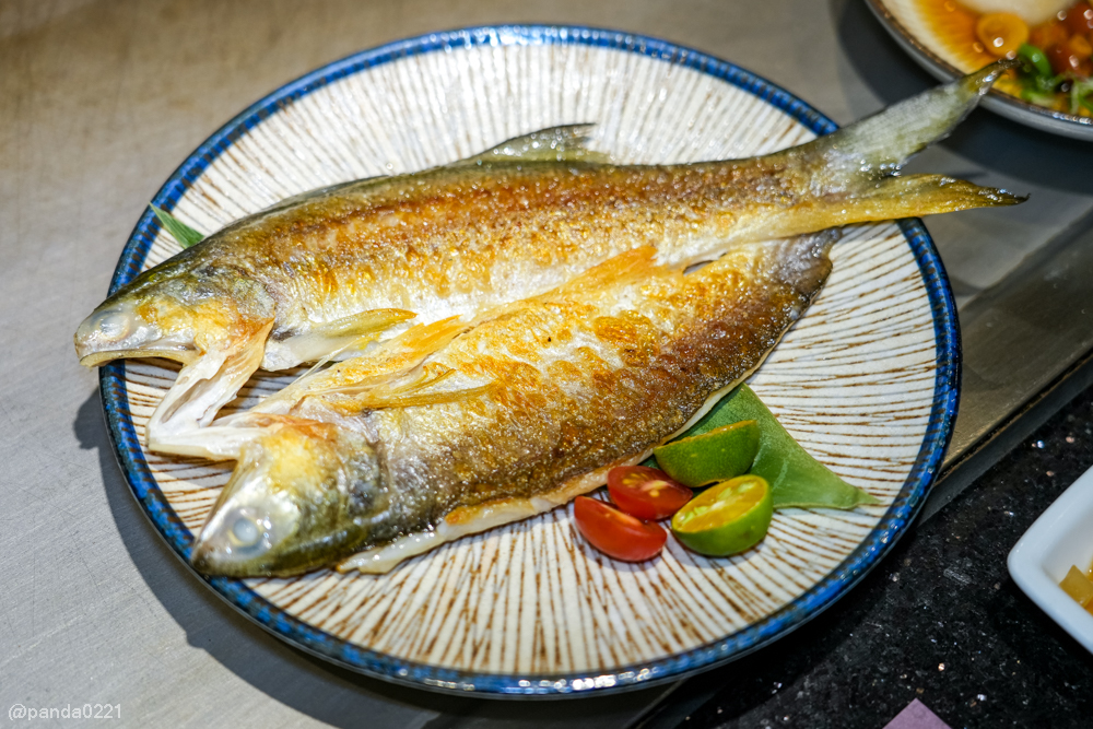 新北板橋｜軒妮士鐵板燒．228元起自助吧吃到飽，平價雙人套餐、海陸全餐、高級龍蝦和牛任選～