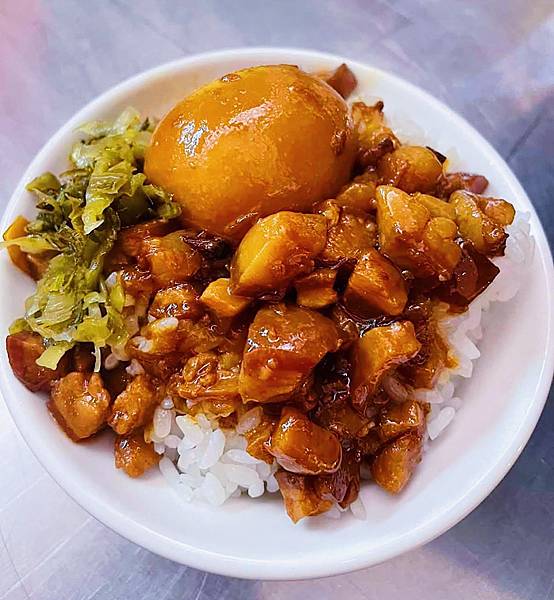 [台北小吃]內湖區內湖站「中興眷村-成功店」新開幕勾起兒時回