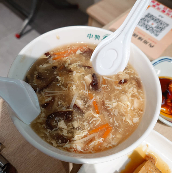 [台北小吃]內湖區內湖站「中興眷村-成功店」新開幕勾起兒時回