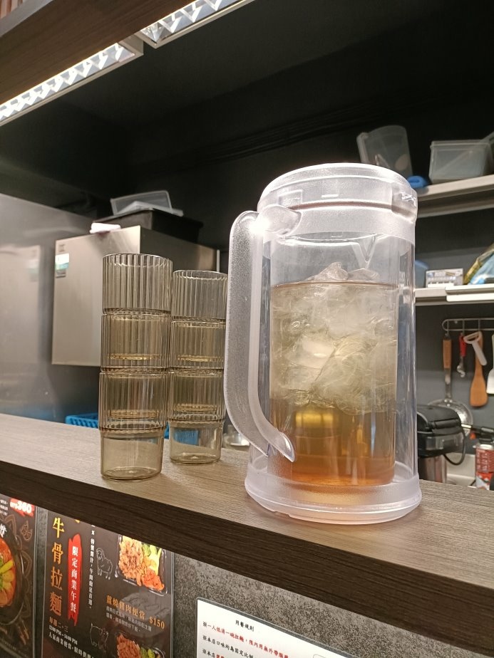 忠孝復興拉麵新開店!盛牪牛骨拉麵大安區拉麵必吃,牛骨湯頭打破傳統豚骨。