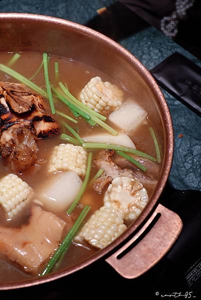 [ 台北美食 ] 煉丹爐 LIAN DAN LU-東區火鍋新