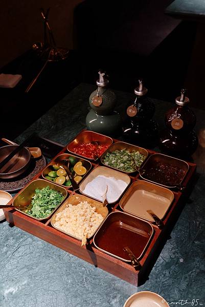 [ 台北美食 ] 煉丹爐 LIAN DAN LU-東區火鍋新