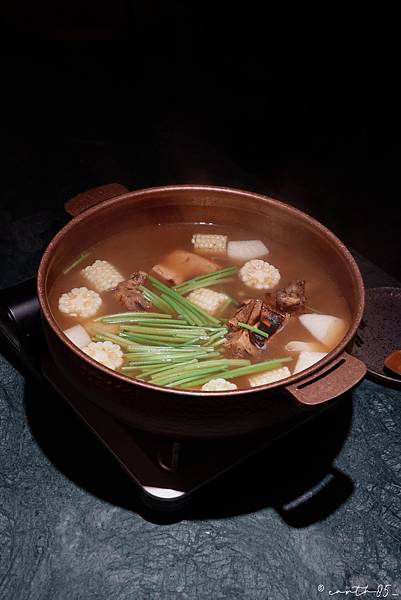 [ 台北美食 ] 煉丹爐 LIAN DAN LU-東區火鍋新