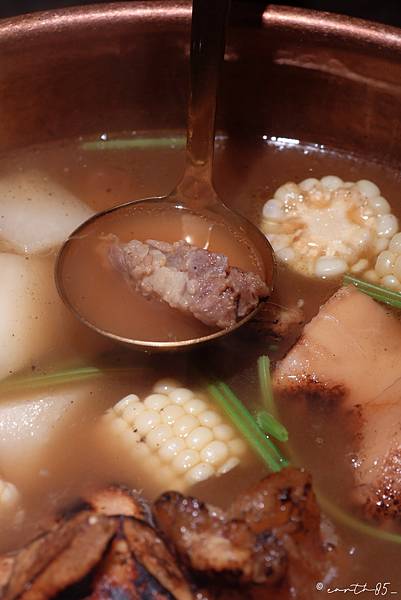 [ 台北美食 ] 煉丹爐 LIAN DAN LU-東區火鍋新