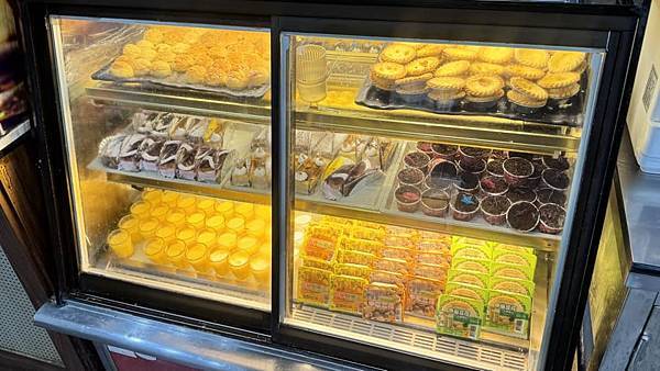 蘆洲20年老店實測開吃!自助吧表現不俗,CP值到底有多高?【