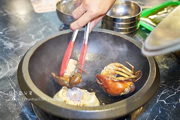 金山美食【金大碗石頭火鍋】螃蟹石頭火鍋  螃蟹Ｘ石頭火鍋Ｘ海鮮粥 (7).JPG