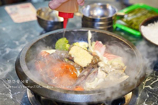 金山美食【金大碗石頭火鍋】螃蟹石頭火鍋  螃蟹Ｘ石頭火鍋Ｘ海鮮粥 (9).JPG