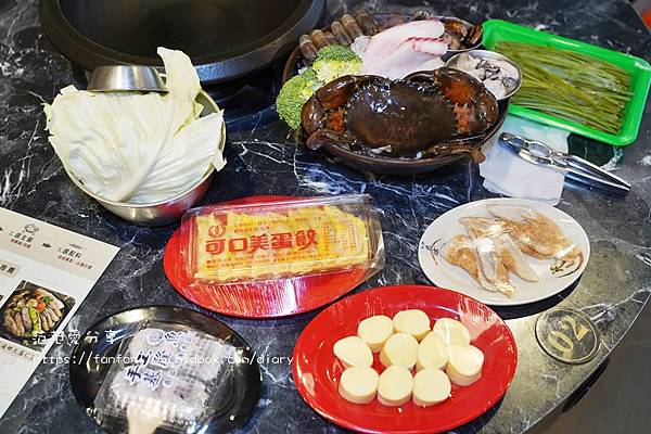 金山美食【金大碗石頭火鍋】螃蟹石頭火鍋  螃蟹Ｘ石頭火鍋Ｘ海鮮粥 (5).JPG