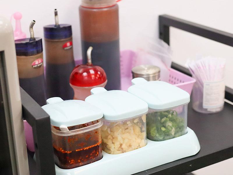 新竹牛肉麵推薦!幸福食光川菜大廚紅燒牛肉麵,炒飯、紅油炒手必吃。