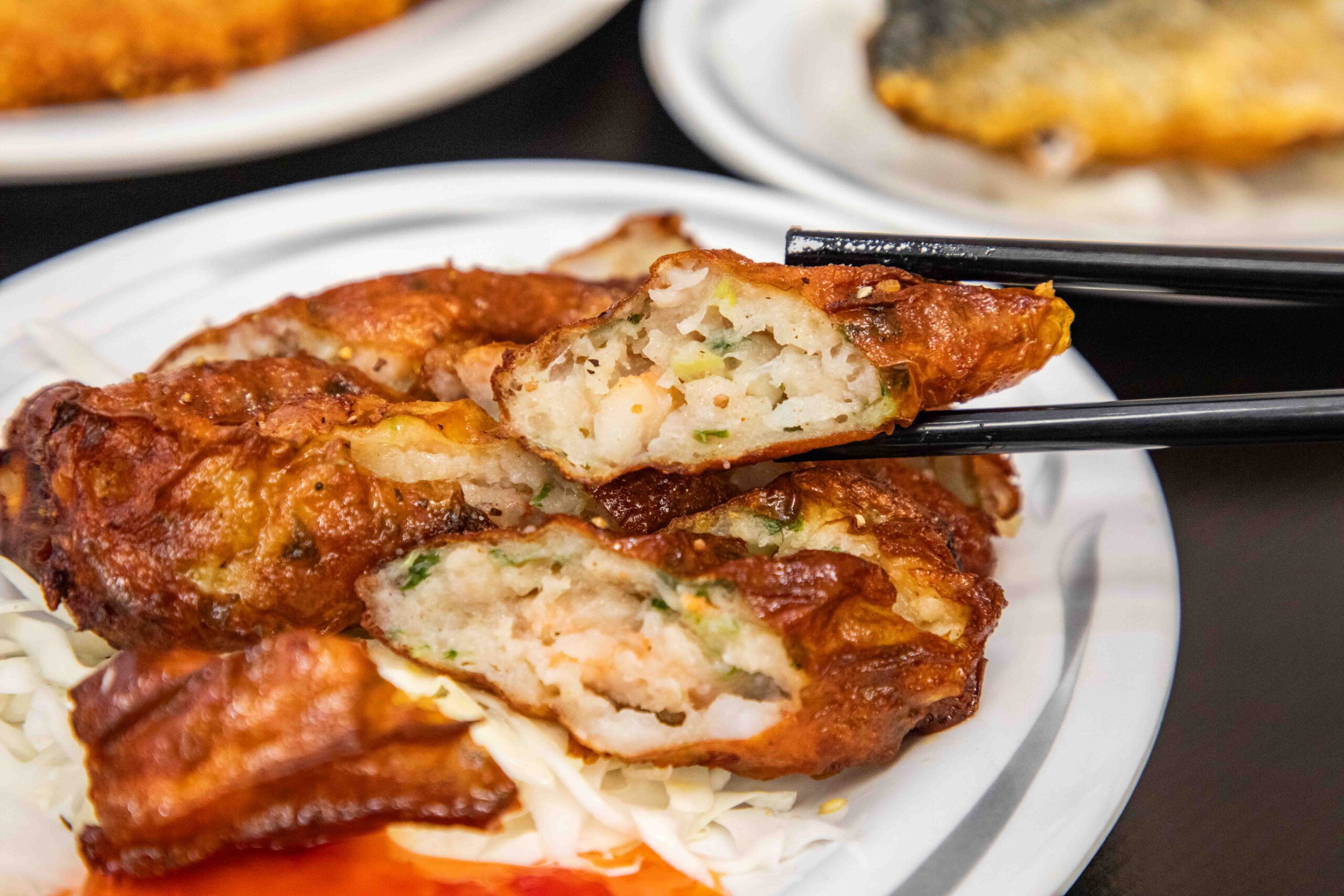 桃園中壢美食推薦！吃飯道地南部小吃集結，火雞肉飯堆成小山CP值超高。