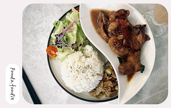 十悅森|鄰近台北大學，走入溫馨可愛森林系不限時早午餐咖啡廳~