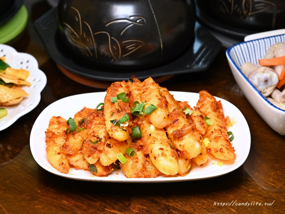 川麵道北平店罐罐米線｜台中首間罐罐米線，道地四川味，香料炒製，七種正宗湯頭任你選 - 糖糖's 享食生活