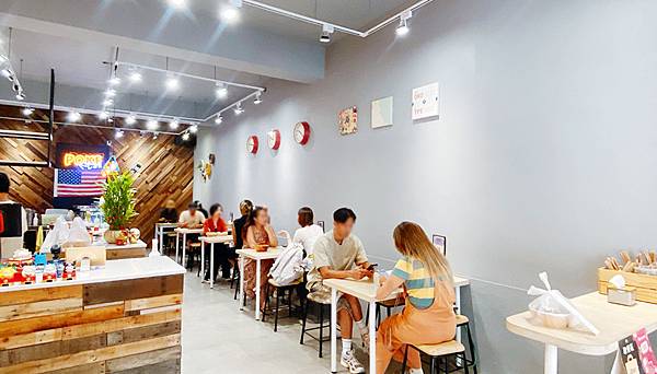 台北士林近天母的美食推薦【POKE Lee】夏威夷丼飯(Poké Bowl)來自米其林一星餐廳主廚Victo引進台灣的夏威夷蓋飯│芝山捷運站周邊美食│士林新開幕、天母美食-03.jpg