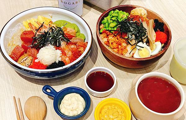 台北士林近天母的美食推薦【POKE Lee】夏威夷丼飯(Poké Bowl)來自米其林一星餐廳主廚Victo引進台灣的夏威夷蓋飯│芝山捷運站周邊美食│士林新開幕、天母美食-15.jpg