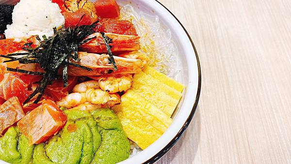 台北士林近天母的美食推薦【POKE Lee】夏威夷丼飯(Poké Bowl)來自米其林一星餐廳主廚Victo引進台灣的夏威夷蓋飯│芝山捷運站周邊美食│士林新開幕、天母美食-19.jpg