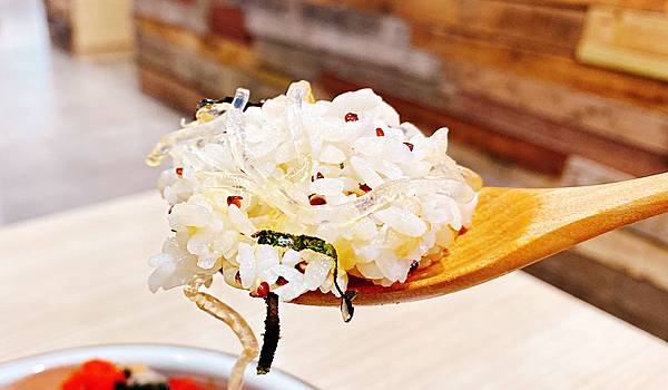 台北士林近天母的美食推薦【POKE Lee】夏威夷丼飯(Poké Bowl)來自米其林一星餐廳主廚Victo引進台灣的夏威夷蓋飯│芝山捷運站周邊美食│士林新開幕、天母美食-37.jpg