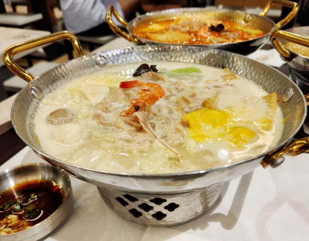 巨城美食街｜舞古賀 mini 鍋物新開幕，開幕慶肉量加倍不加