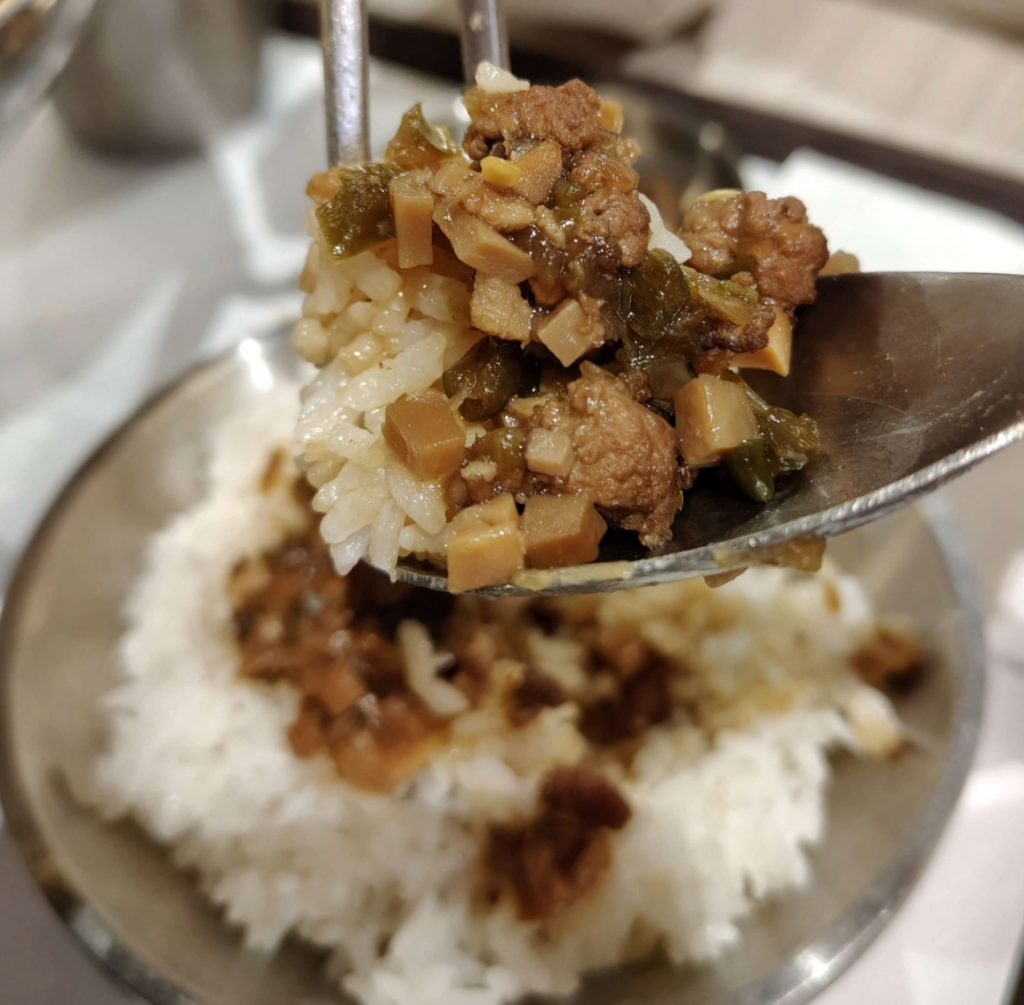 巨城美食街｜舞古賀 mini 鍋物新開幕，開幕慶肉量加倍不加