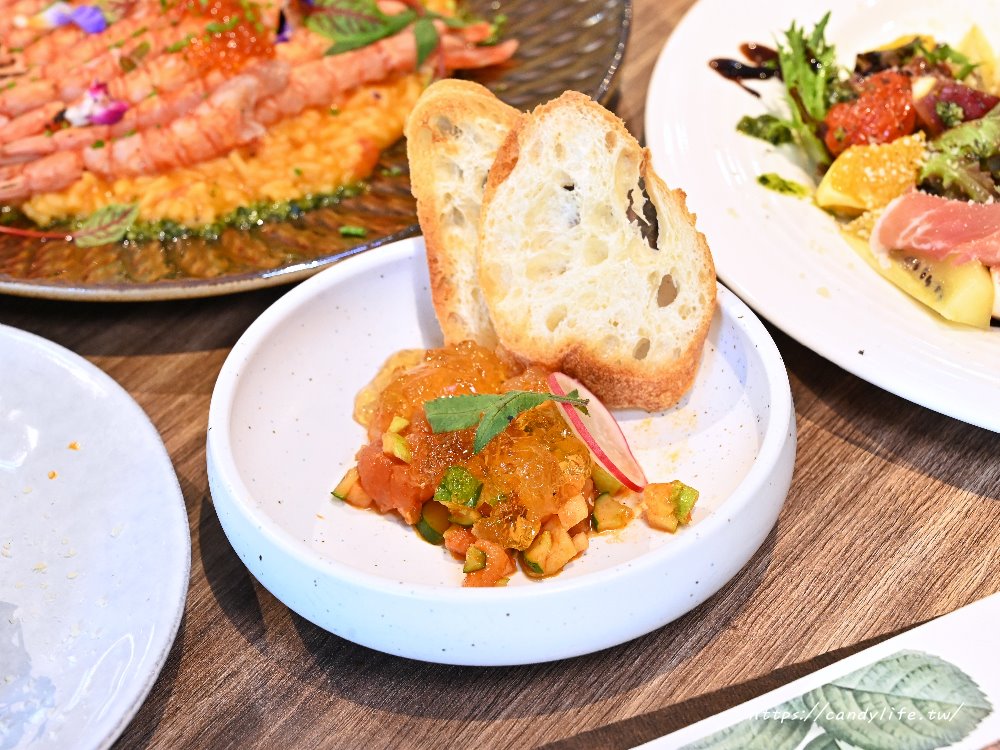 田秧私廚．梔子花開｜隱身在田園中的無菜單私廚料理，環境優美，約會、紀念日餐廳首選 - 糖糖's 享食生活