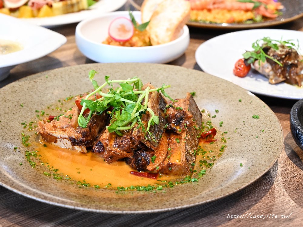 田秧私廚．梔子花開｜隱身在田園中的無菜單私廚料理，環境優美，約會、紀念日餐廳首選 - 糖糖's 享食生活