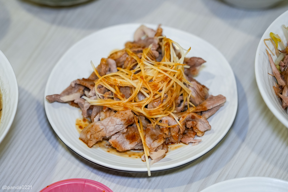 桃園中壢｜元鴨坊-益身當歸鴨(健行店)．大園人氣當歸鴨，中壢也能吃到！湯頭天天現熬～