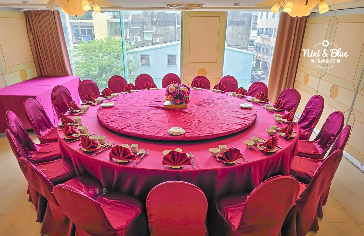 有20人大圓桌、包廂，大家庭聚餐也能同桌用餐啦！台中桌菜合菜推薦