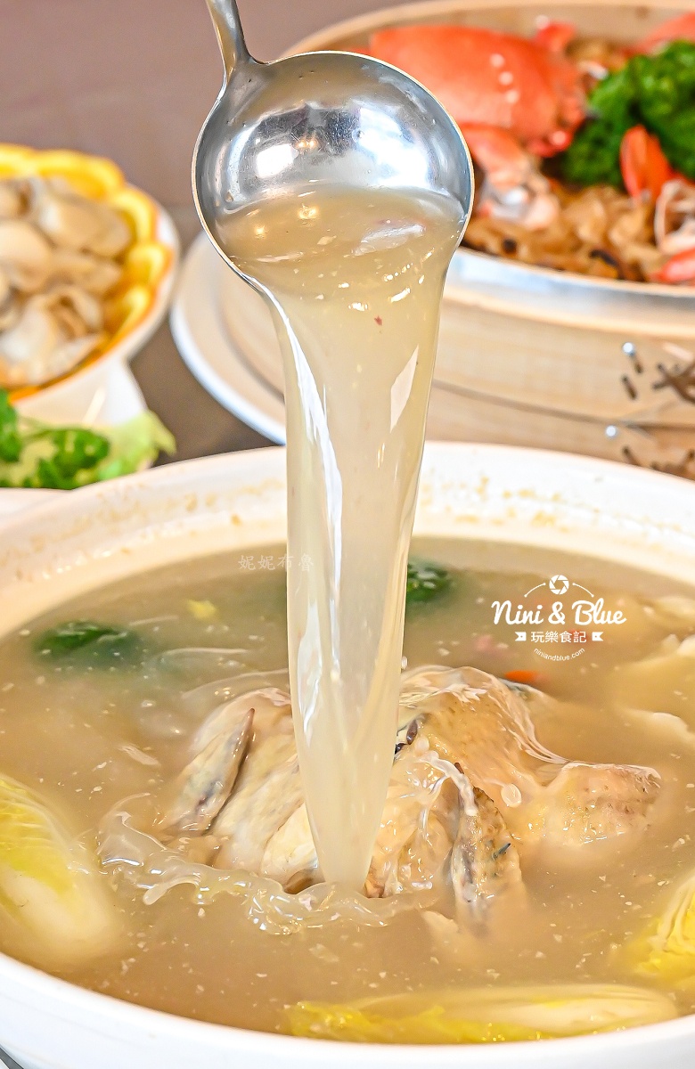 有20人大圓桌、包廂，大家庭聚餐也能同桌用餐啦！台中桌菜合菜推薦