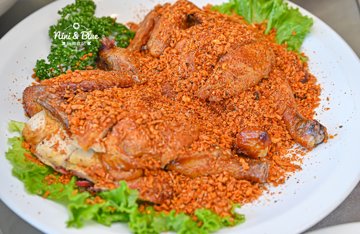 有20人大圓桌、包廂，大家庭聚餐也能同桌用餐啦！台中桌菜合菜推薦