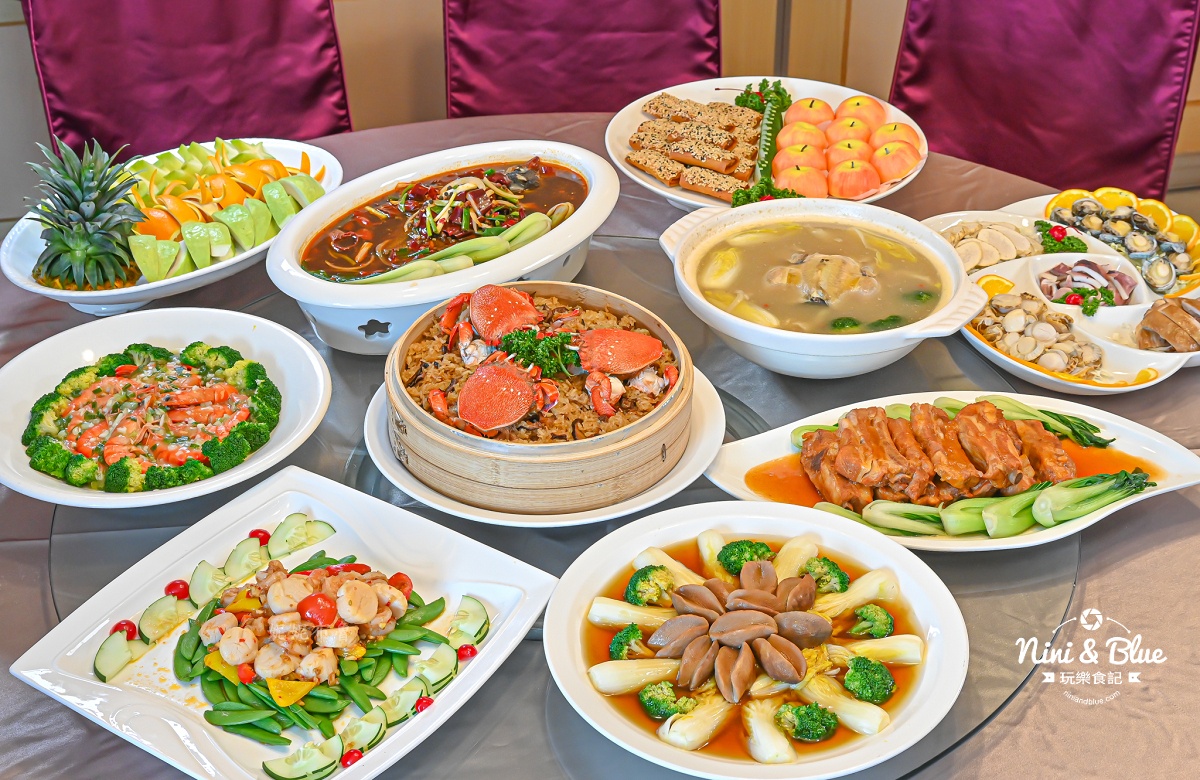 有20人大圓桌、包廂，大家庭聚餐也能同桌用餐啦！台中桌菜合菜推薦