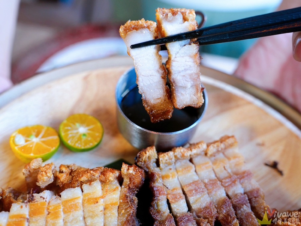 台北大安美食｜『 ABV南洋餐酒館-台北國館店』國父紀念館站南洋風特色美食！上百款精釀啤酒搭配超完美！ @瑋瑋＊美食萬歲