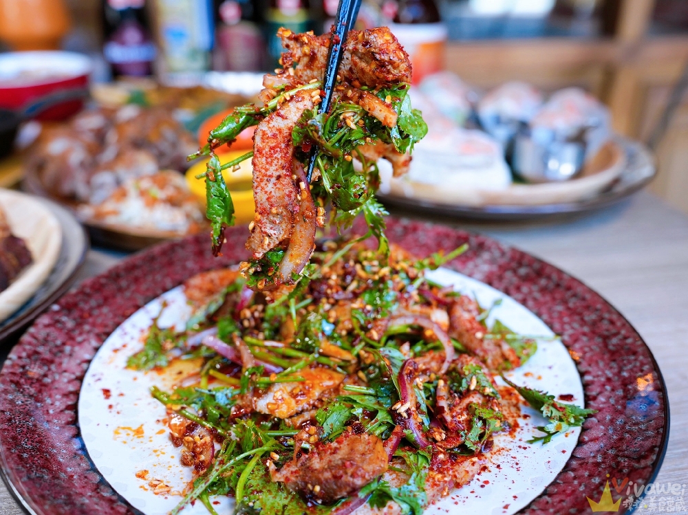 台北大安美食｜『 ABV南洋餐酒館-台北國館店』國父紀念館站南洋風特色美食！上百款精釀啤酒搭配超完美！ @瑋瑋＊美食萬歲